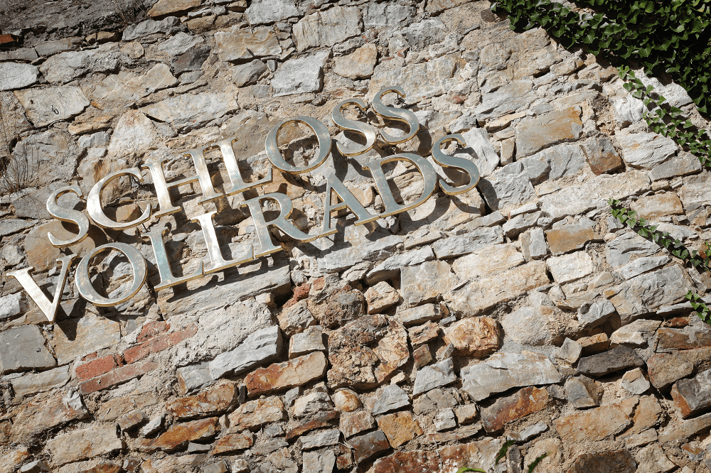 Schloss Vollrads Schriftzug Schloss Vollrads Schriftzug