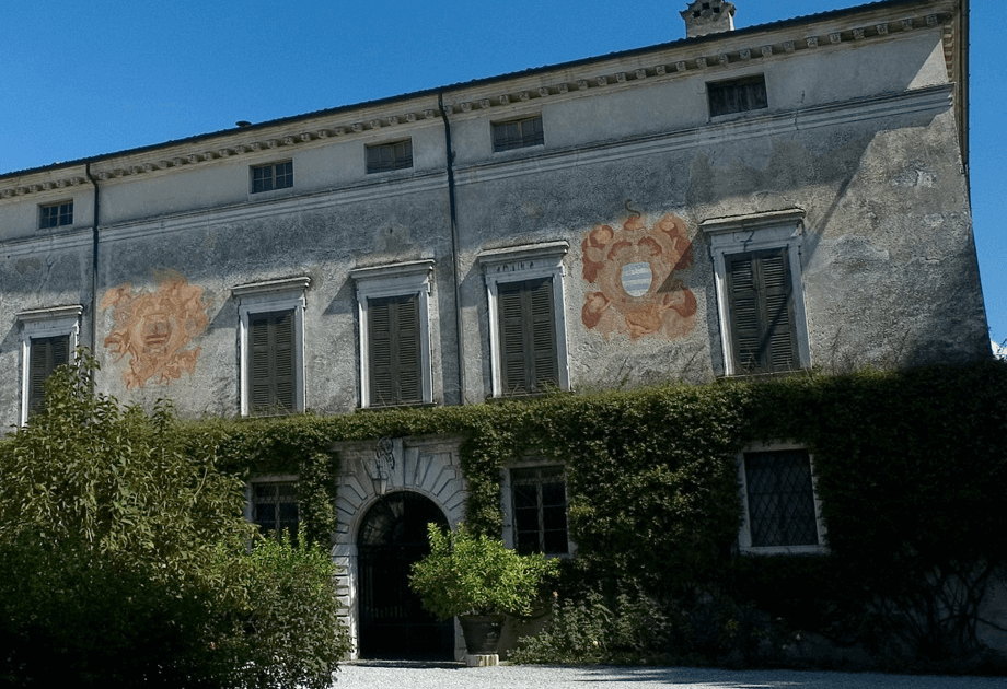 Tenuta Montenisa kúria