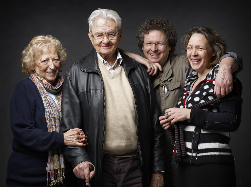 Rolf van der Niepoort feleségével és gyermekeivel, Dirkkel és Verena Niepoort-tal Rolf van der Niepoort feleségével és gyermekeivel, Dirkkel és Verena Niepoort-tal