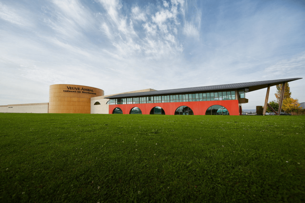 Das Weingutsgebäude von Veuve Ambal